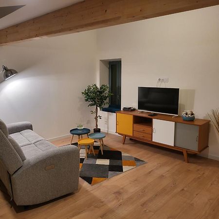 Bel Appartement Mansarde การ์กาซอน ภายนอก รูปภาพ