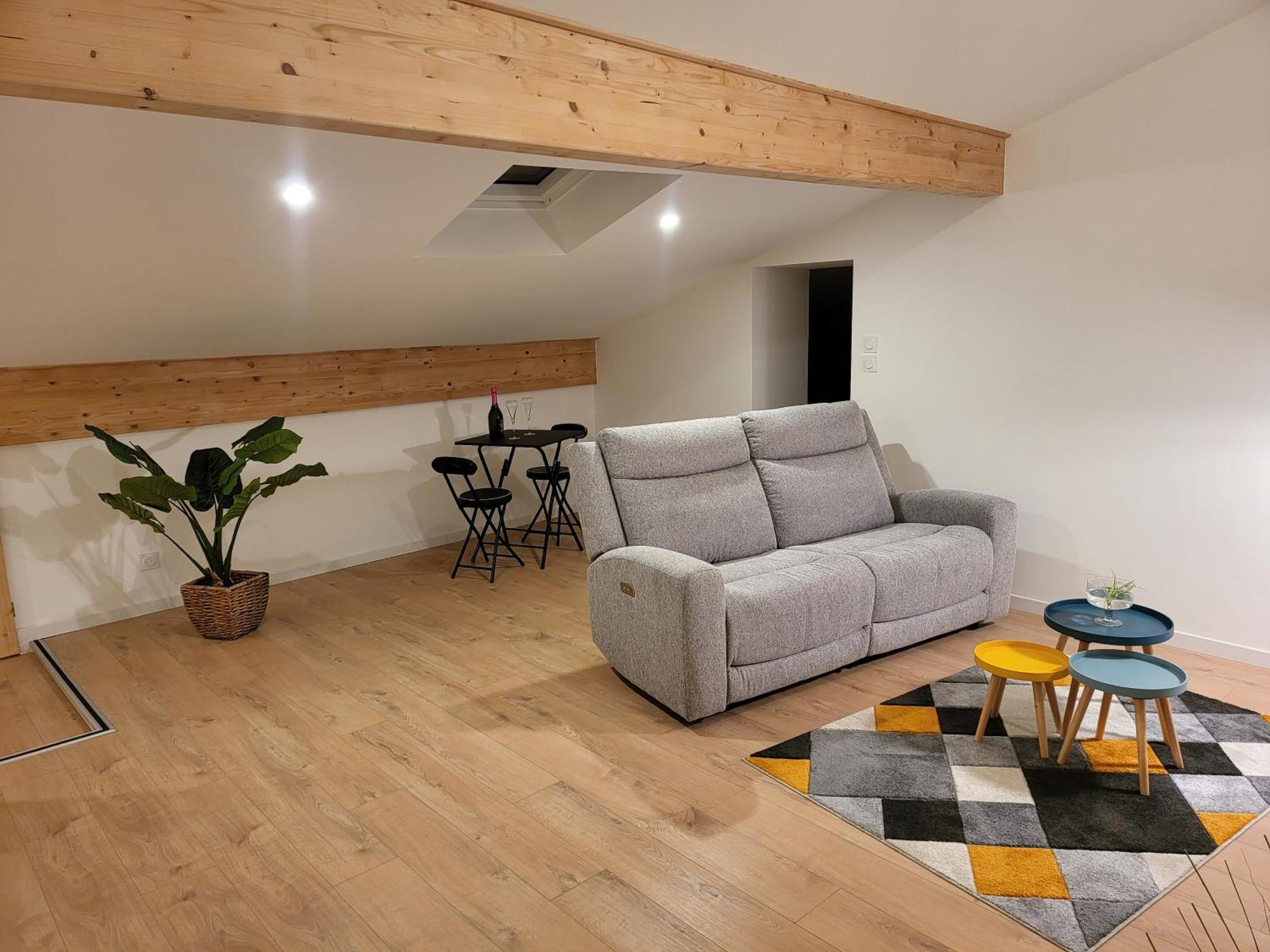 Bel Appartement Mansarde การ์กาซอน ภายนอก รูปภาพ